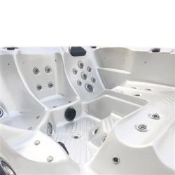 Спа Бассейн гидромассажный Ловия L509